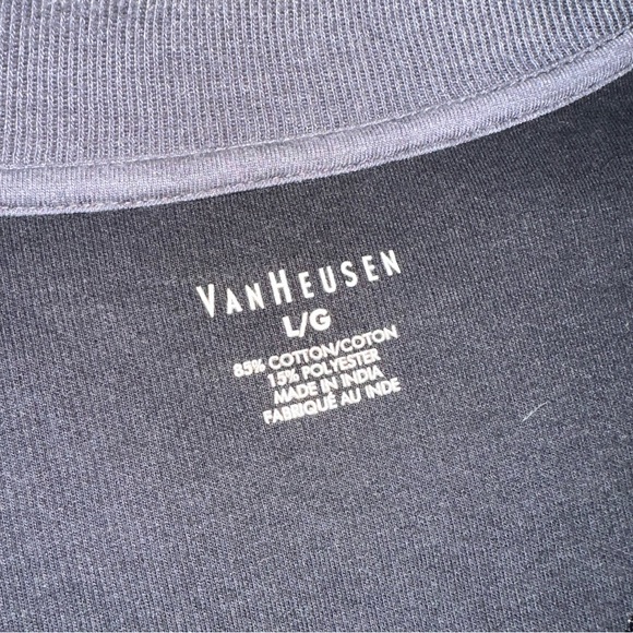 2 pullover sweaters - Picture 3 of 3